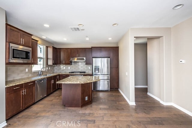 Building Photo - 5041 Menton Ln