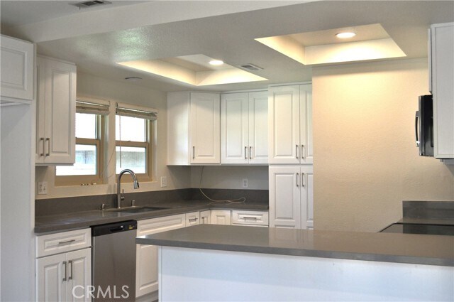 Foto del edificio - 2142 Foxglove Rd