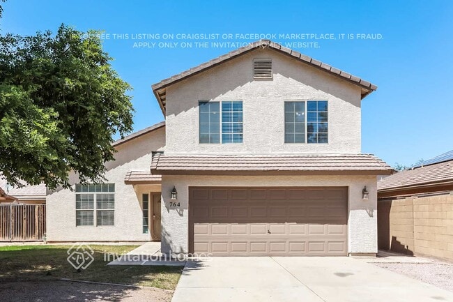 Building Photo - 764 W La Pryor Ln
