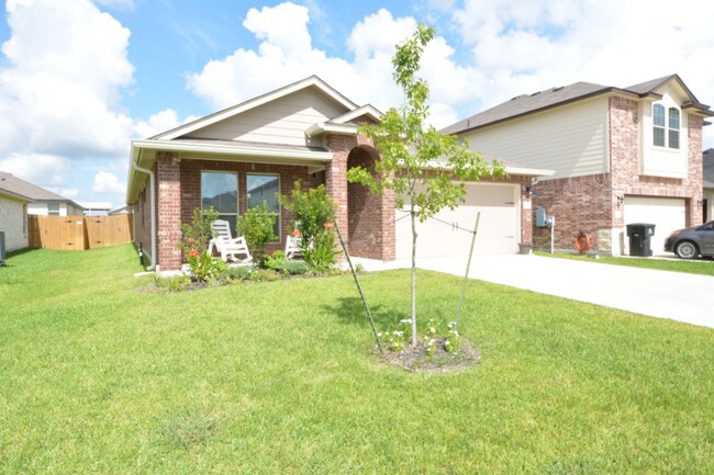Foto del edificio - 6019 Ambrose Cir