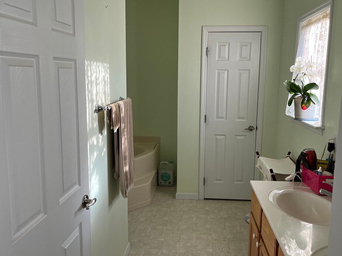 10468 Lambs Creek Church Rd, King VA 22485 House Rental in