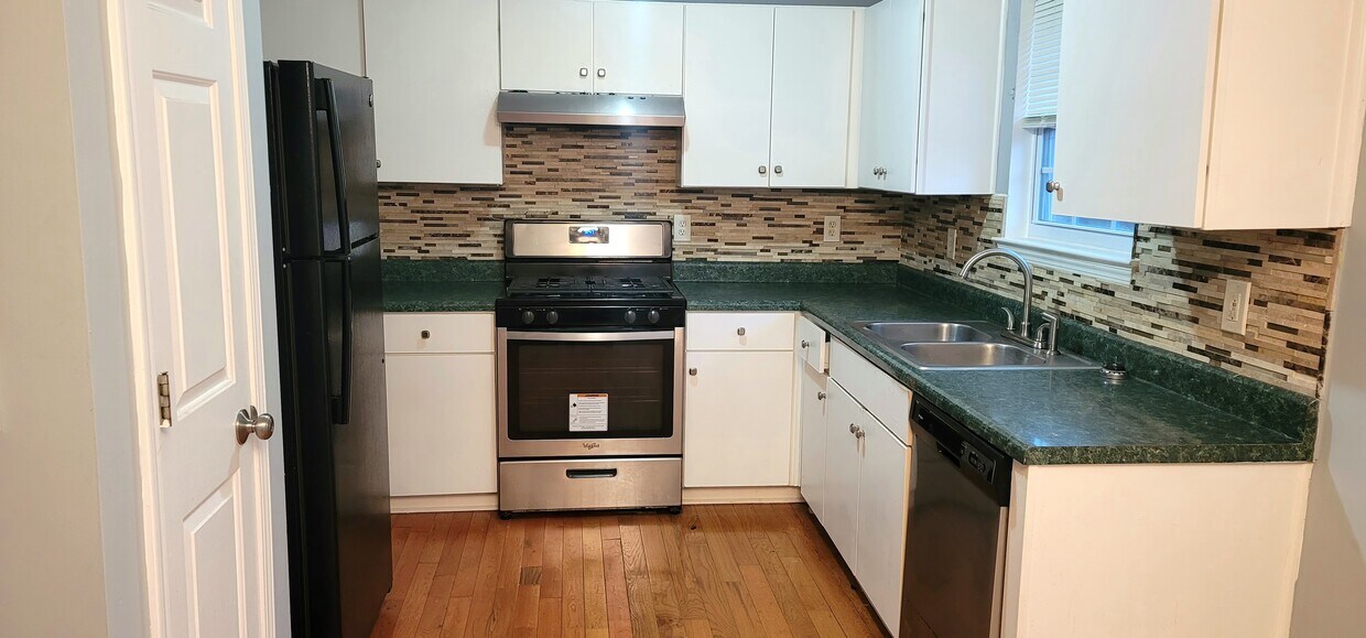 Foto principal - 2239 Creekview Trail