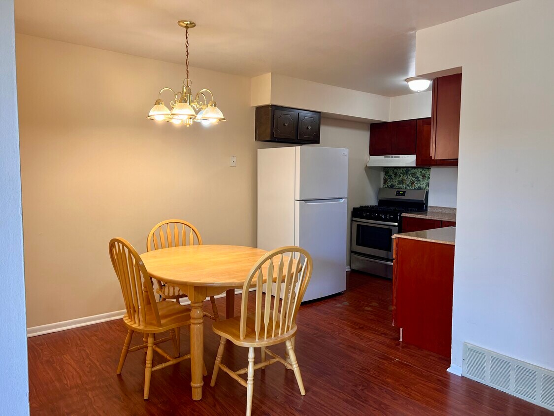 Foto principal - 11936 Waldemire Dr