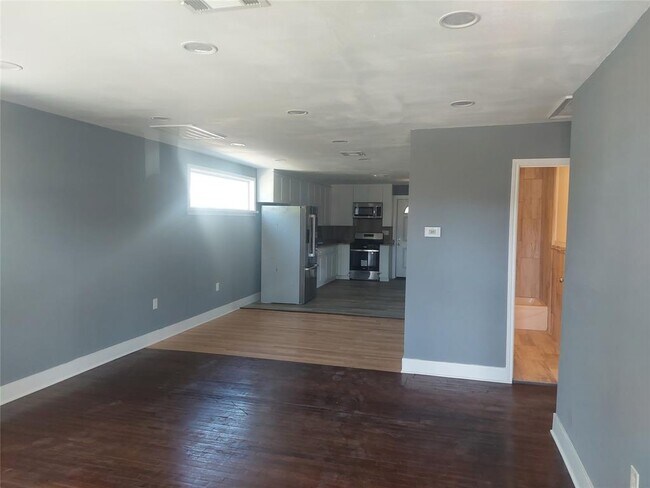 Building Photo - 9415 E Avenue K