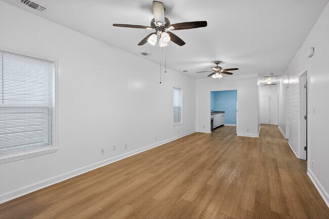 Foto del edificio - Cozy bungalow close to everything