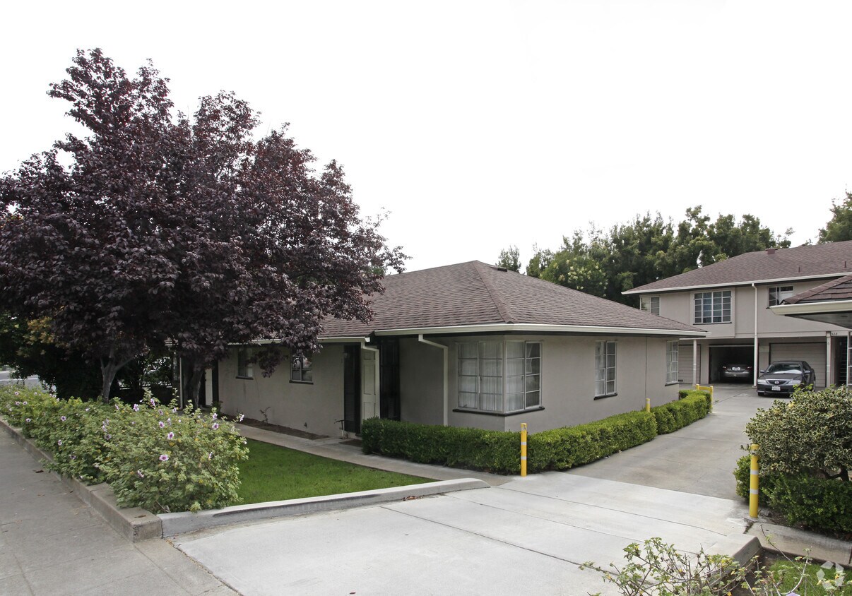 Building Photo - 528 S Mathilda Ave