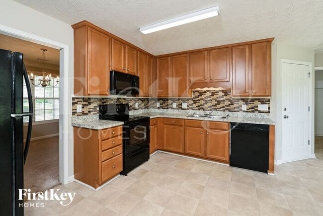 Building Photo - 20 Windcrest Keep