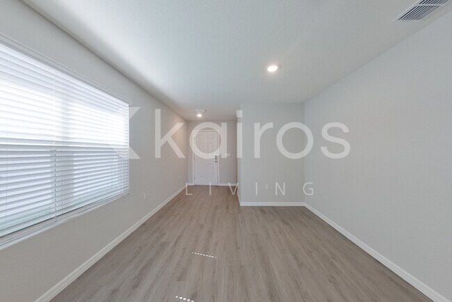 Foto del edificio - 4445 SW 85 Ln