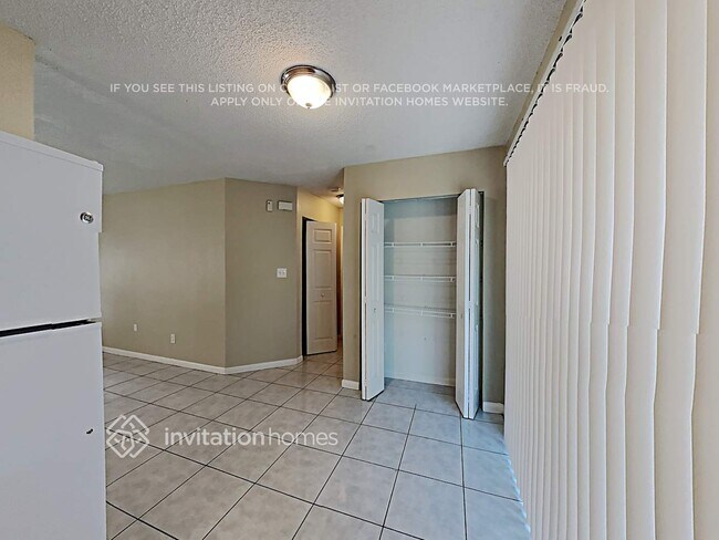 Building Photo - 2506 Newbolt Dr