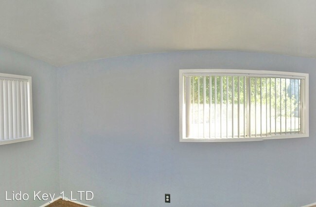 Building Photo - 4402 Humble Ave