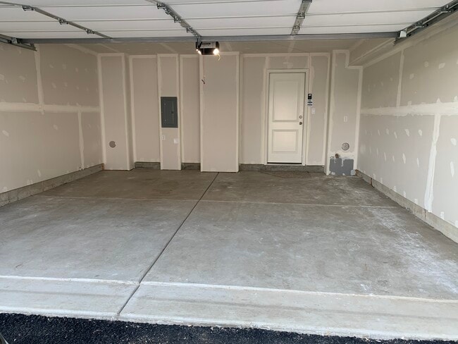 Building Photo - 872 Briar Glen Ct