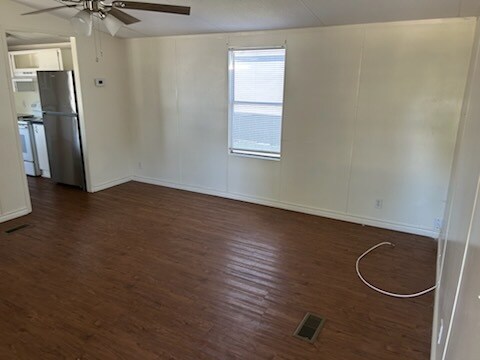 Foto del edificio - 2246 Nicolai Ave