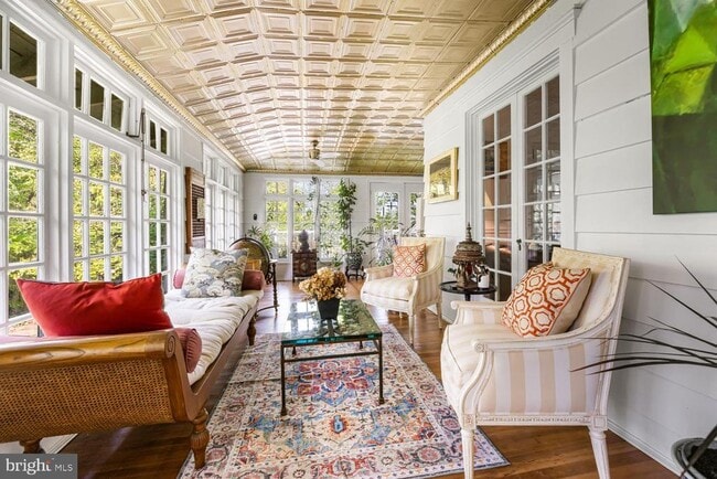 Foto del edificio - 9343 Stenton Ave