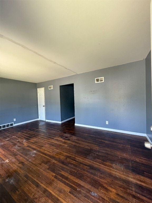 Building Photo - 5944 Laura Ave
