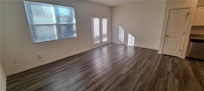 Building Photo - 3184 Delancy St