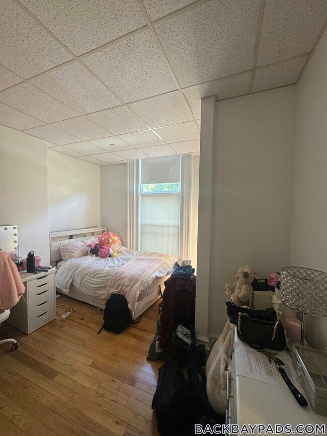 Building Photo - 405 Beacon St