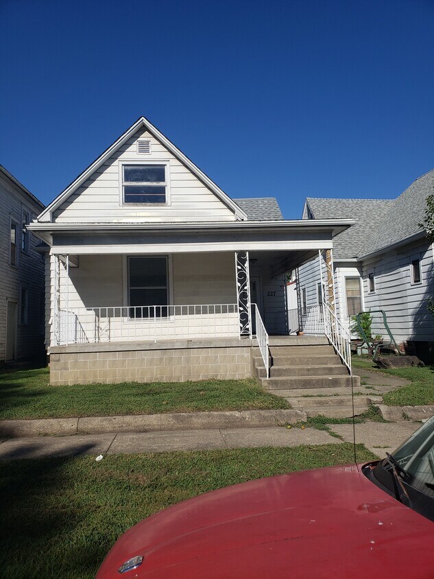 227 S 16th St, Terre Haute, IN 47807 House Rental in Terre Haute, IN