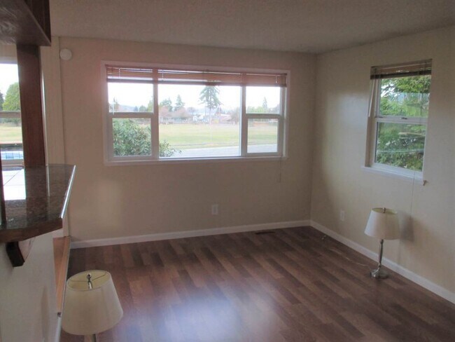 Foto del edificio - 5002 N 39th St