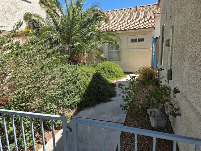Building Photo - 2253 Van Gogh Dr
