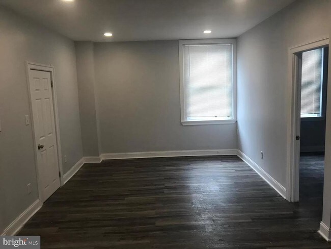 Foto del edificio - 1345 W Susquehanna Ave