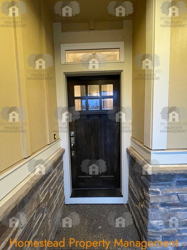 Building Photo - OUTSTANDING SOUTH SALEM LOCATION!