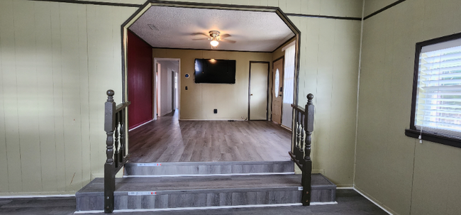 Building Photo - 1048 Patterson Cir
