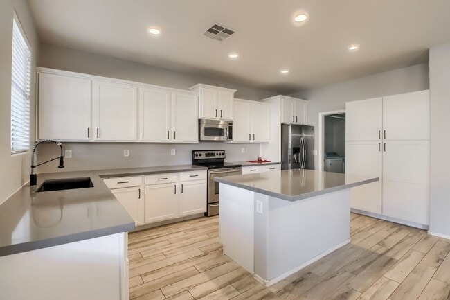 Foto del edificio - 11720 W Foothill Ct