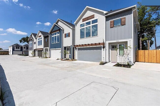 Foto del edificio - 7704 Nasser Ln