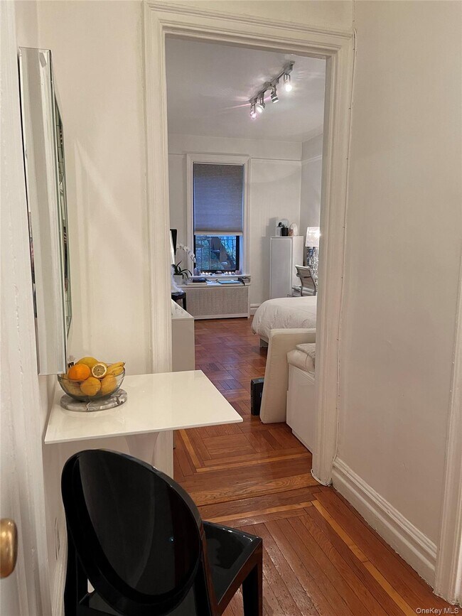 Foto del edificio - 221 E 76th St