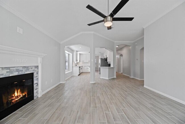 Building Photo - 12215 Browning Dr