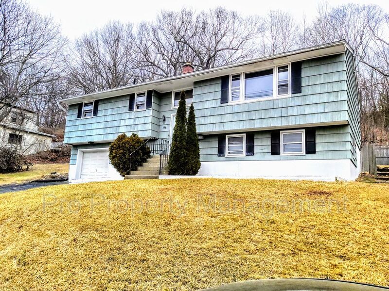 Primary Photo - 396 N Walnut St