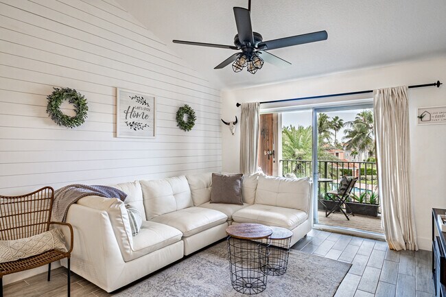 Sala de estar - 7824 Sonoma Springs Cir