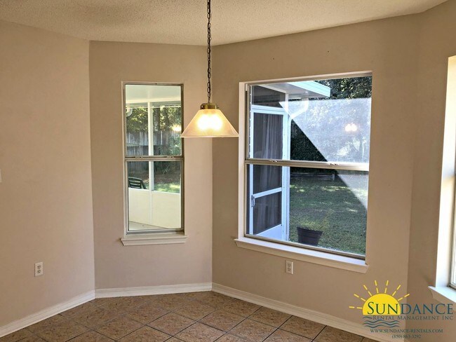 Building Photo - Great 3 Bedroom Home in Crestview