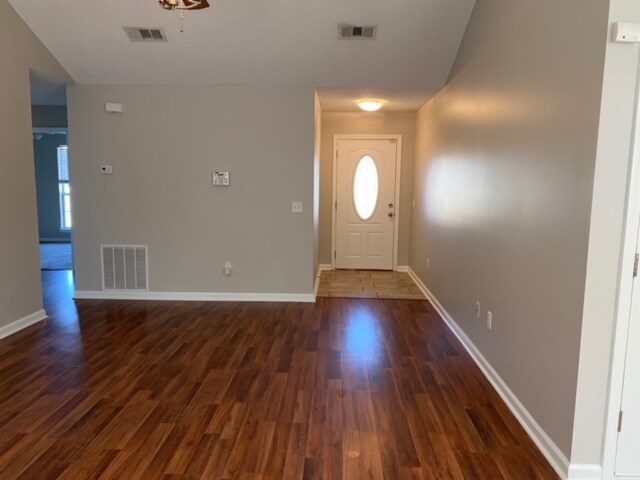Building Photo - 2579 Zachary Ct