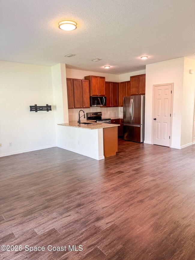 Foto del edificio - 2500 Revolution St