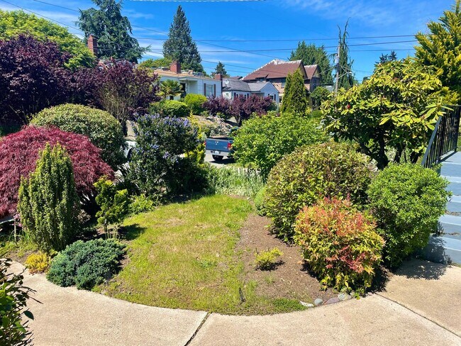 Foto del edificio - 8312 18th Ave NW