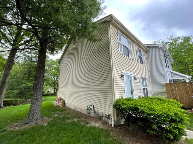 Foto del edificio - 8372 Cliffthorne Way