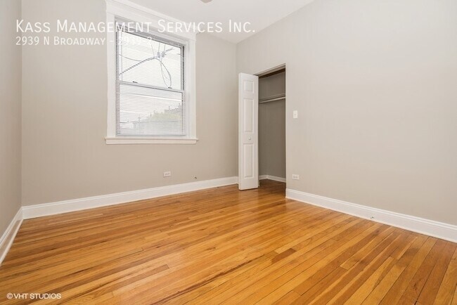 Foto del edificio - 2939 N Broadway-2939-2