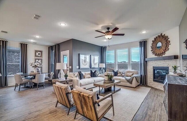 Foto del edificio - 3620 Thunian Pass