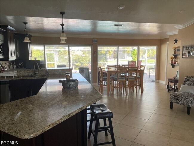 Foto del edificio - 531 SW 39th Terrace