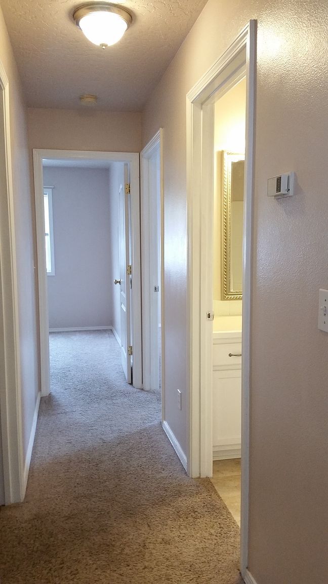 Building Photo - 5333 Upper 182nd St W