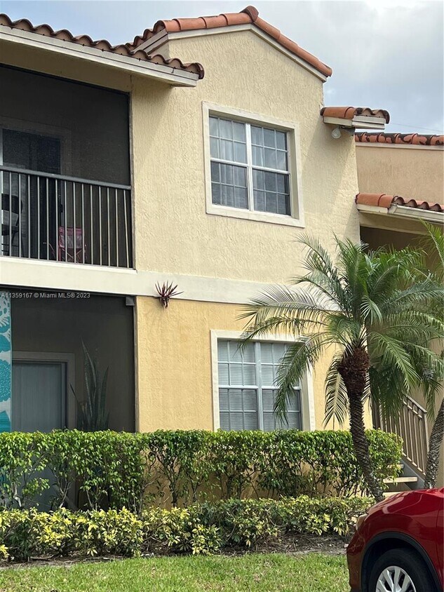 Primary Photo - 1267 SW 46th Ave