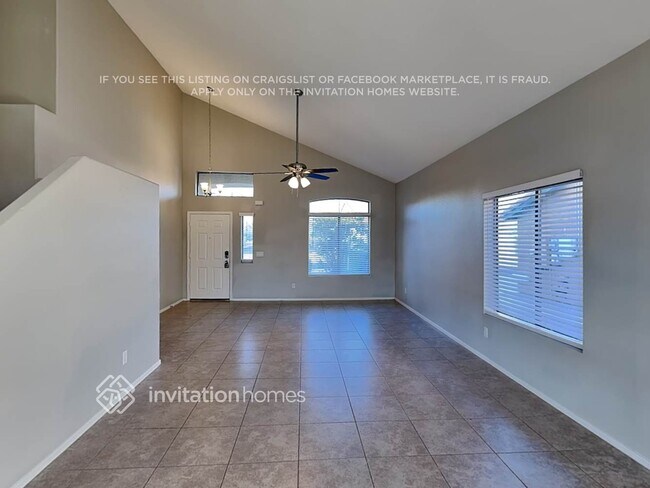 Foto del edificio - 15917 W Cottonwood St