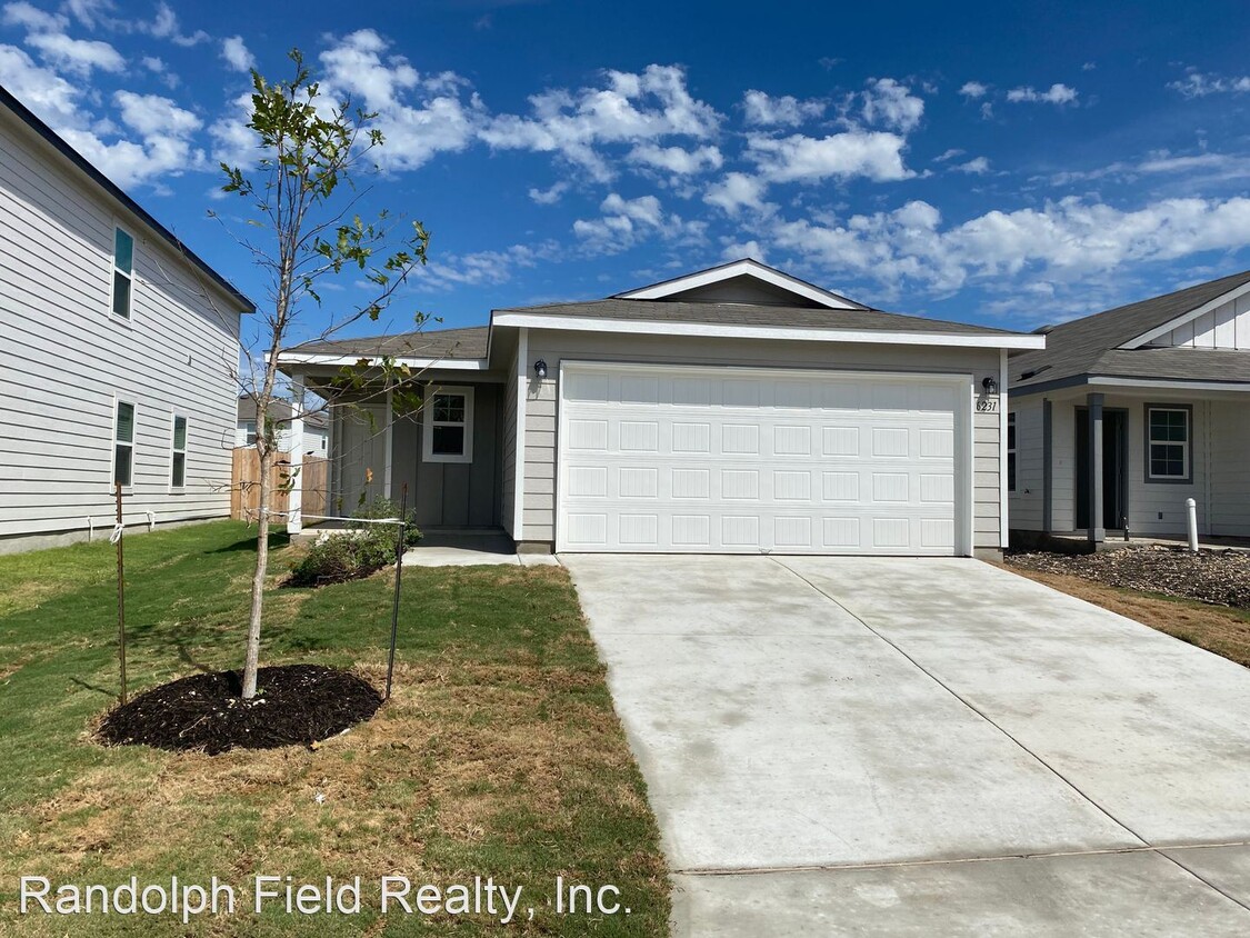 Foto principal - 3 br, 2 bath House - 6231 WINDY GREEN