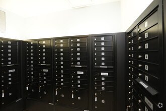 Building Photo - Westport Central