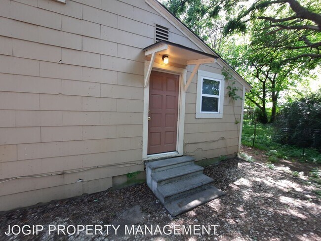 Building Photo - 1 br, 1 bath House - 717 Fulton Street