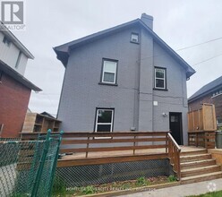 Building Photo - 251-251 Bruce St