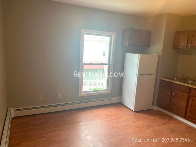 Foto del edificio - 380 Hammond St