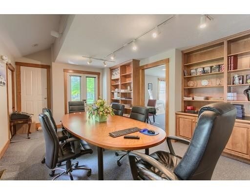 Building Photo - 20 Meetinghouse Rd