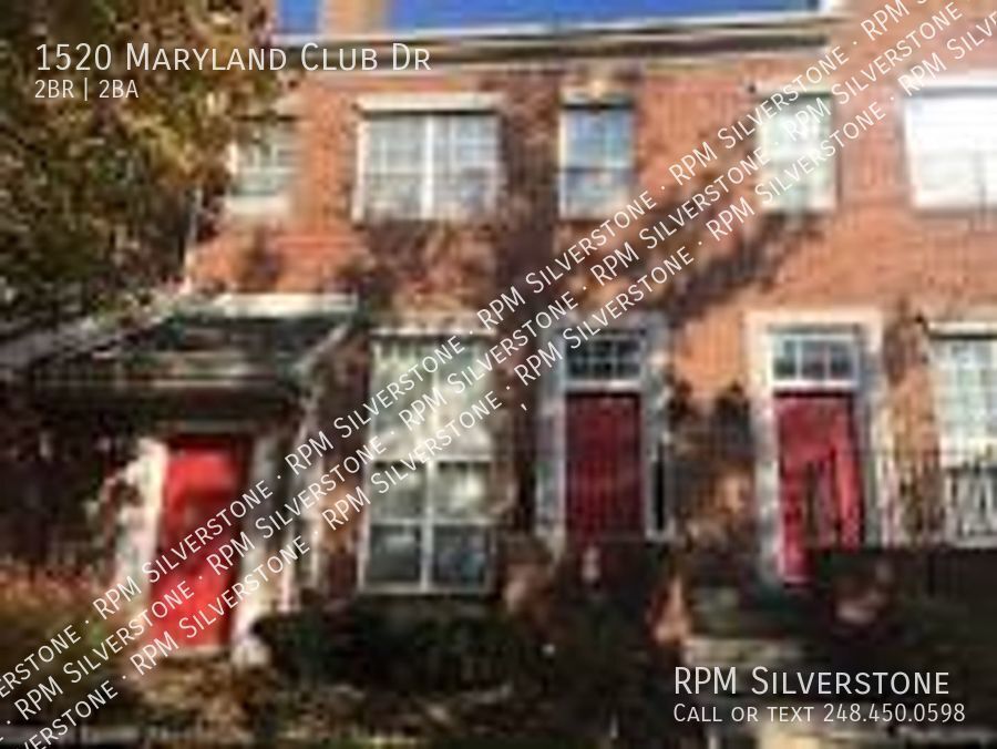 Primary Photo - Downtown Royal Oak Townhouse With Pool